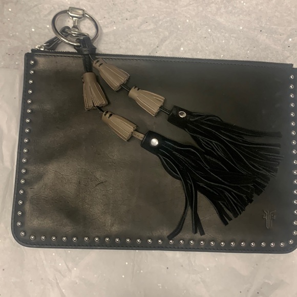 Frye clutch - Picture 1 of 3